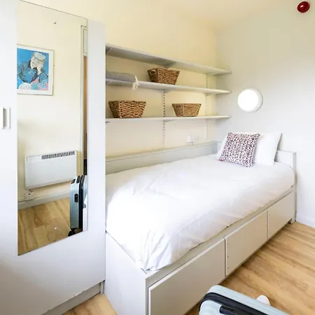 Of Hostal *